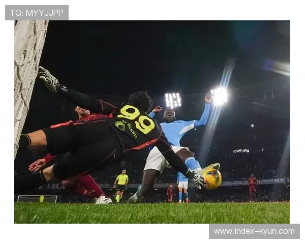 意甲第15轮战罢,AC米兰与那不勒斯同积31分领跑积分榜 意甲第15轮战罢,AC米兰与那不勒斯同积31分领跑积分榜