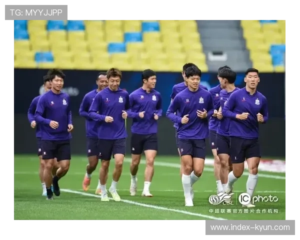 欧冠赛事期间，各参赛俱乐部加强阵容深度以应对多线作战