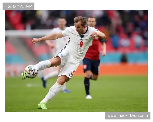 德甲射手榜更新：凯恩以13球优势领跑，6名球员进球数上双